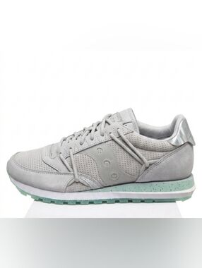 Saucony Jazz DST Sneakers Unisex Gray Suede Lace Up Shoes Sz M12/W13.5 New